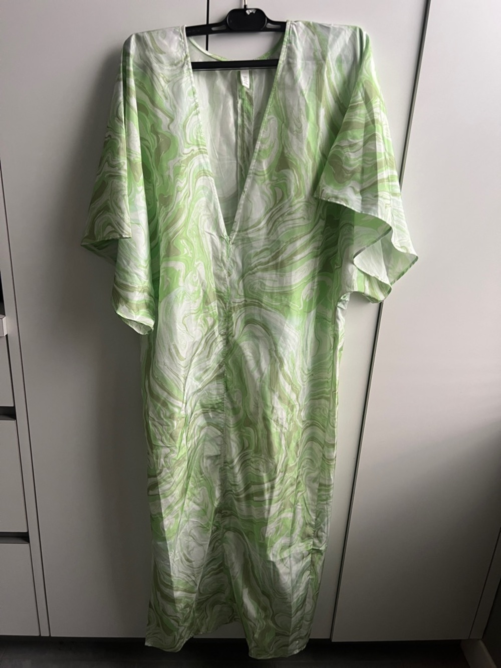 H&M Light Green and White Marble Print Midi Dress